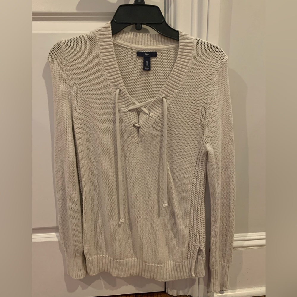 Gap Vneck Sweater